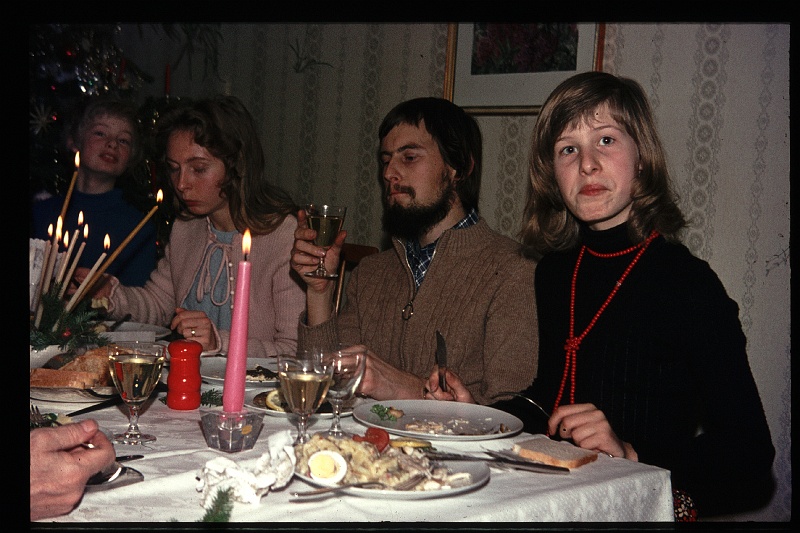25.Regensburg dec 1974 Walter,Petra,Brigitte,Peter.JPG